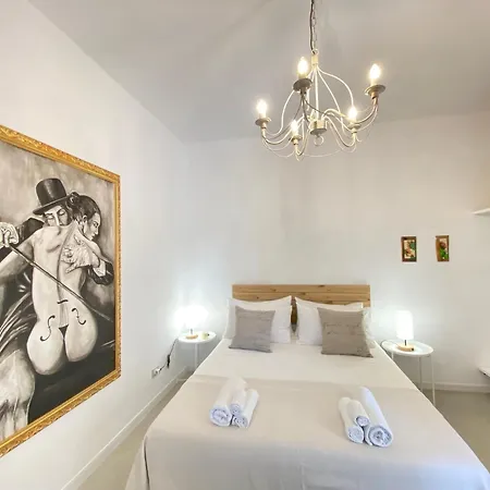 Symphony Sound With Pool شقة