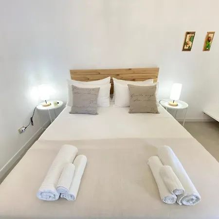 Symphony Sound With Pool شقة Chiesanuova (Sannicola)