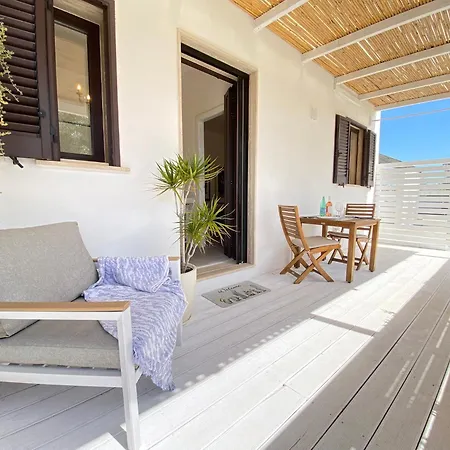 Symphony Sound With Pool * Chiesanuova (Sannicola)