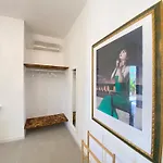 Symphony Sound With Pool 아파트