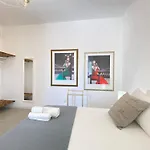 아파트 Symphony Sound With Pool