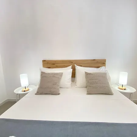 Symphony Sound With Pool Апартаменты